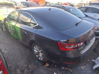 Skoda superb 3 iii dily sedan černa LF9R nahradni dily - 3