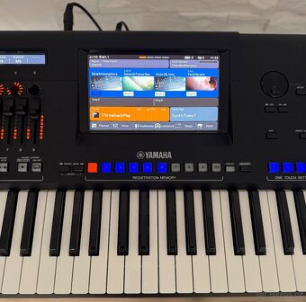 Yamaha Genos2 XL - 3