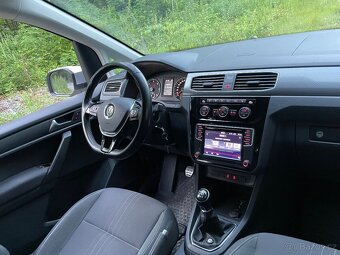 Caddy Alltrack 4x4 2,0 Tdi CZ Servisní kniha - 3