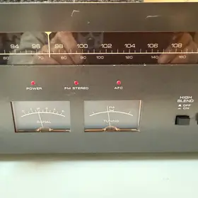 Akai AT-2400 stereo tuner - 3
