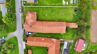 Prodej rodinného domu 319 m², pozemek 884 m², Prusice - 3