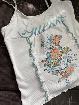 Bílé dívčí tílko/top značky Guess - 3