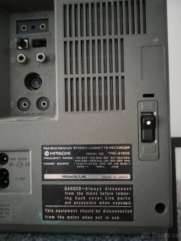 HITACHI TRK - 8190E - BOOMBOX - 3