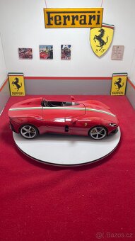 Ferrari Monza SP1 1:18 Bburago Signature - 3
