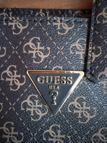 ZNAČKOVÁ KABELKA GUESS - 3