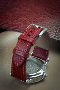 Kožený červený řemínek Hand made - 3