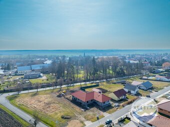 Prodej stavebního pozemku 1489 m² v obci Křinec - 3