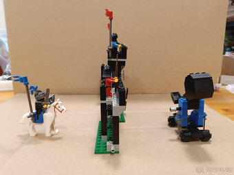 LEGO Castle 6059 Knight's Stronghold - 3