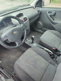 Opel Corsa 1.216v automat - 3
