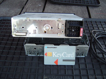 BLAUPUNKT AUSBURG RCR 87 ..TOP - 3