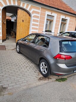 Volkswagen Golf - 3