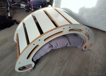 Montessori houpačka 5v1, dřevěná, s potahem - 3