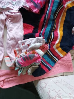 Dívčí oblečení vel. 92 - 3