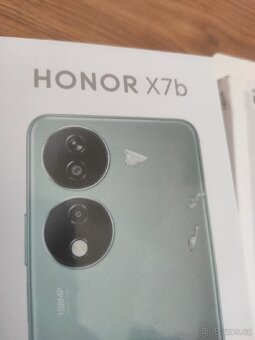 Honor - 3