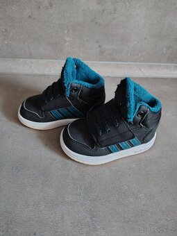 Dětské zateplené tenisky Adidas - 3