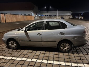 Seat Cordoba 1,4 - 3