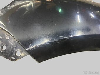 Levý přední blatník VW Touareg černý LC9Z - 3