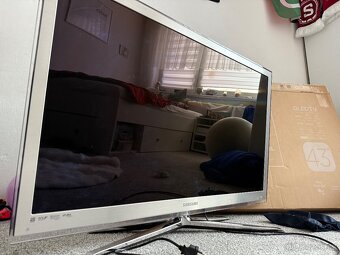 Televize LED Samsung 40” 102cm originál 2x 3D brýle - 3