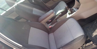 Seat Toledo 1,6TDi 66kw - 3