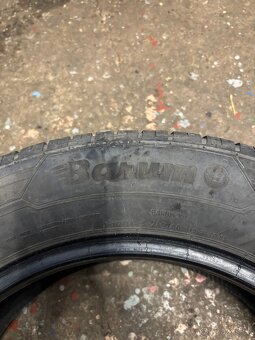 Gumy Barum Bravuris 5 205/60 R16 - 3