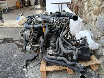 1.9tdi 77kw bkc motor s převodovkou - 3