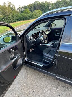Mercedes GLB200 - 3