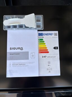 Mrazák Siguro MB-E241B Essentials - 3