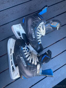 Brusle Bauer Nexus N7000 sr. - 3