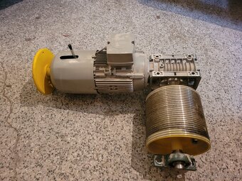 Elektromotor s převodovkou 1,5KW, 940ot za 1min - 3