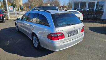 Mercedes-Benz E220 CDi Avantgarde - 3