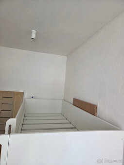 Prodám dětskou patrovou postel/skříň IKEA SMÅSTAD - 3