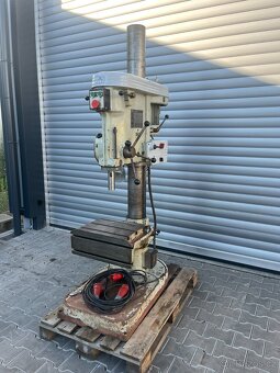 Sloupová vrtačka VS32A - 3