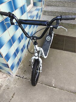 Koloběžka MASTER  bílá 16-12 - 3