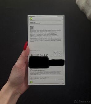 iPhone 17 Pro 256GB stříbrná/bílá - 3