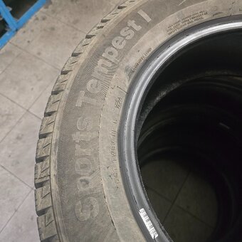 pneu 215/65/16 98T - 3