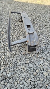 Predni vystuha VW Passat b8 - 3