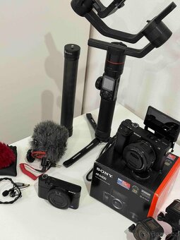 Sony A6400 (Snímků 2141) + FeiyuTech AK4000 + 2xGoPro + RODE - 3