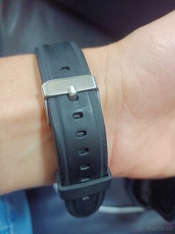 Chytré hodinky Samsung Galaxy Watch 42mm SM-R810, nabíječka - 3
