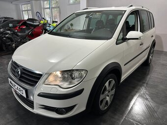 Volkswagen Touran 1,4 TSI DSG CROSS BI-XEN NAVI BEZ KOROZE - 3