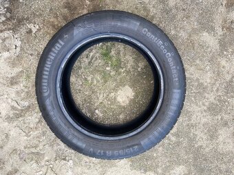 Pneu 215/55 R17 - 3