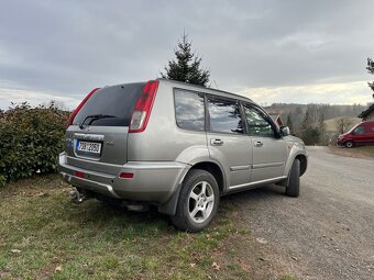 Nissan X-trale 2,2 TDI - 3