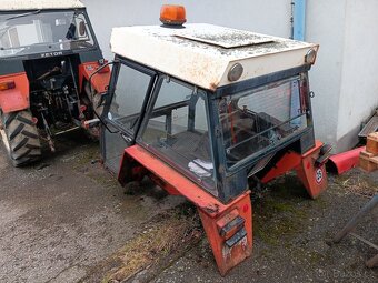 Slovenska kabina Zetor - 3