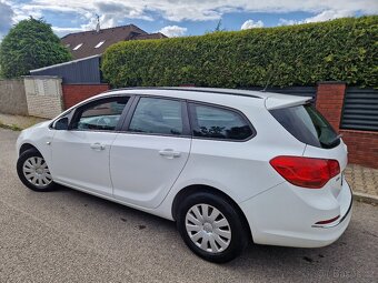 Opel Astra J Sports Tourer 1.7 cdti - původ ČR - 3