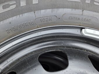 Zánovní zimní sada Dacia DUSTER 16" 5x114,3 pneu 215/65/16 - 3