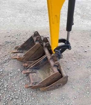 Minibagr JCB 8008 CTS - 3