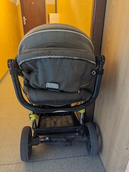 Kočárek na opravu či náhradní díly - 3