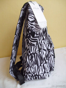 NOVÝ batoh zn. Fila - 3