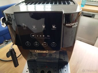 Prodám DeLonghi Magnifica - 3