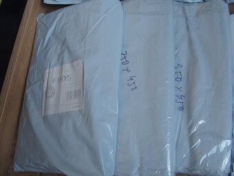 Plastové obálky světle šedé, mix velikostí - 3