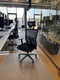 Kancelářská židle s podhlavníkem černá - 3